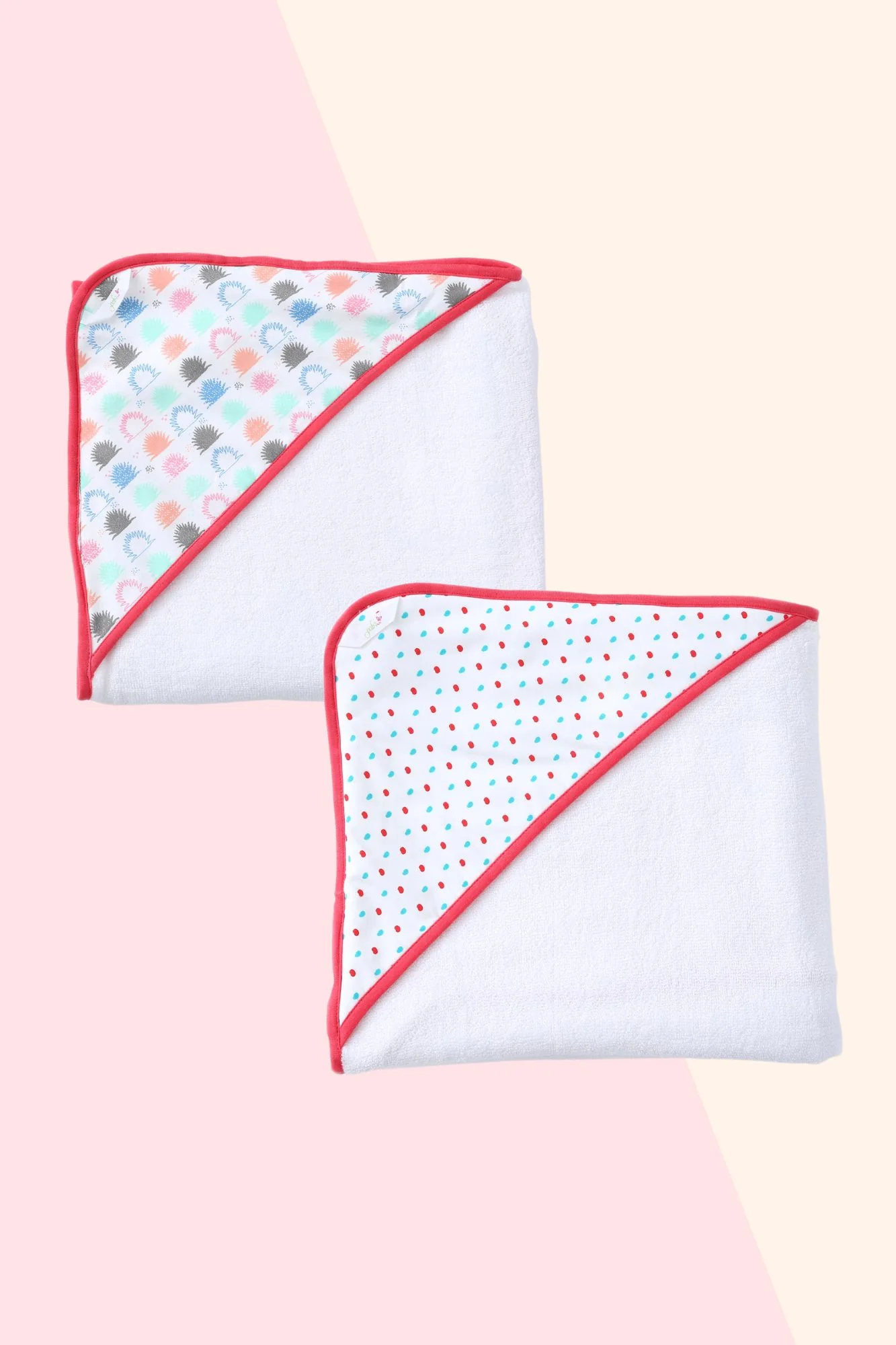 Dotty Pineapple - Hooded Towels (Set of 2) - Chenance