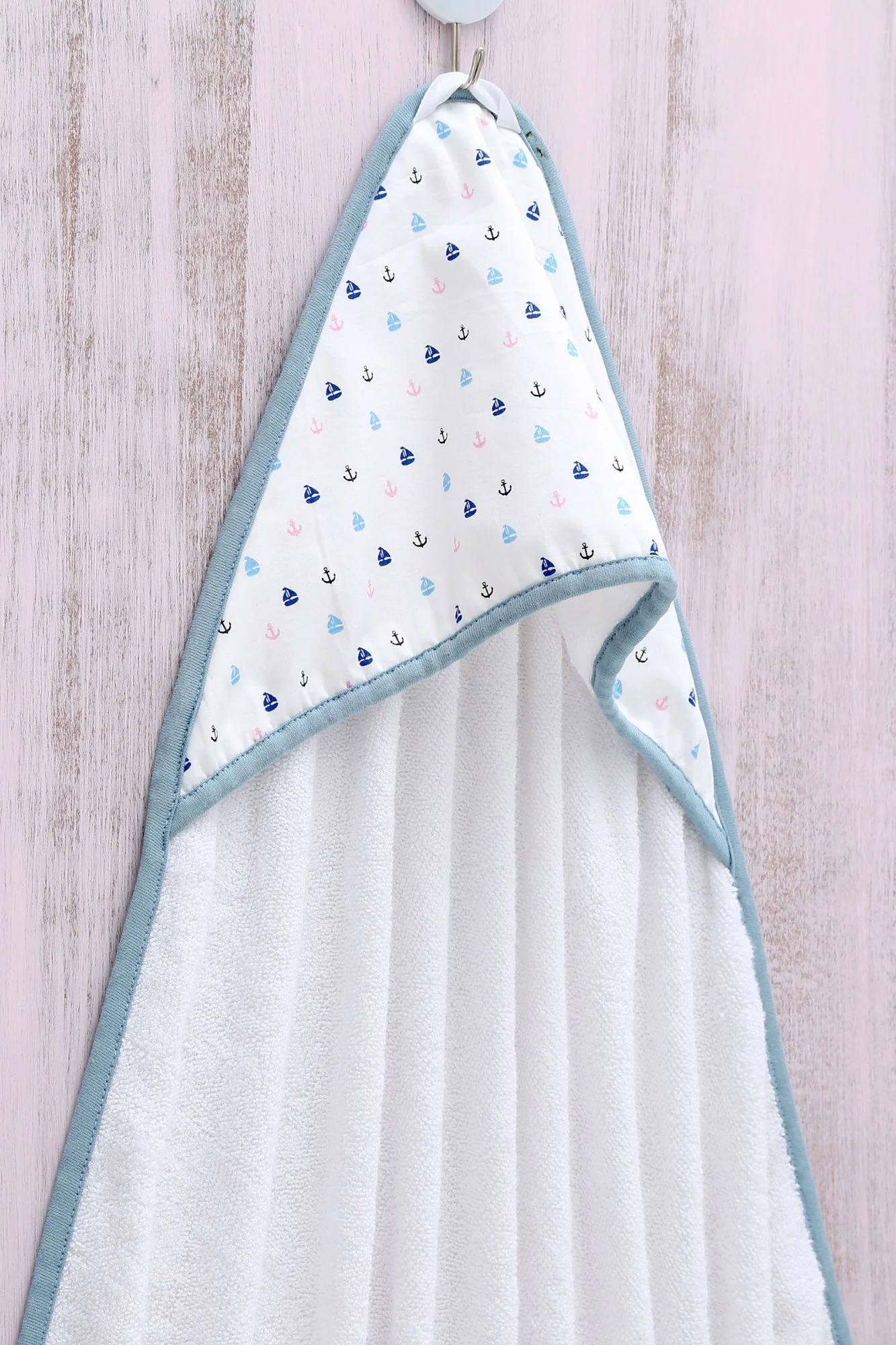 Sail Away - Hooded Towel - Chenance