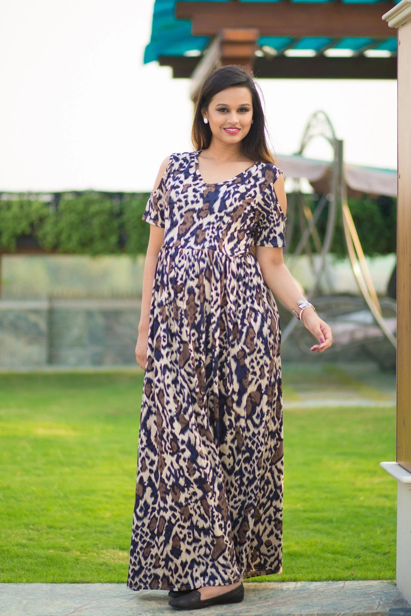 Printed Lycra Concealed Zip Cold Shoulder Nursing Dress - Chenance