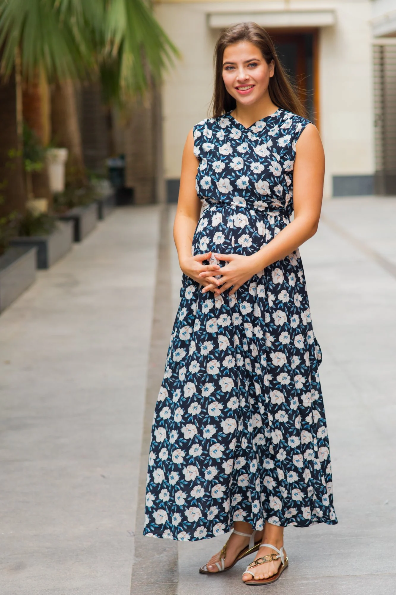 Ebony Floral Maternity & Nursing Sleeveless Wrap Dress - Chenance