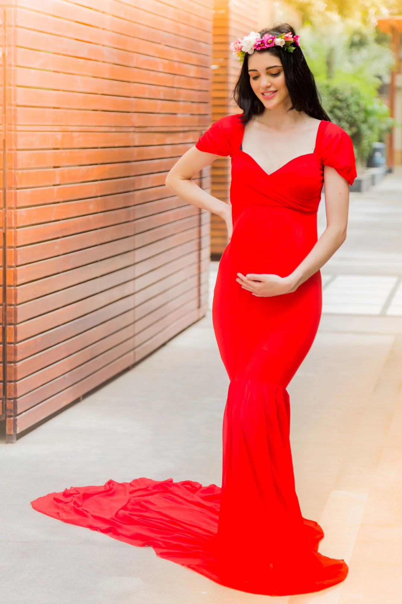 Exclusive Red Fish Cut Maternity Photoshoot Gown - Chenance