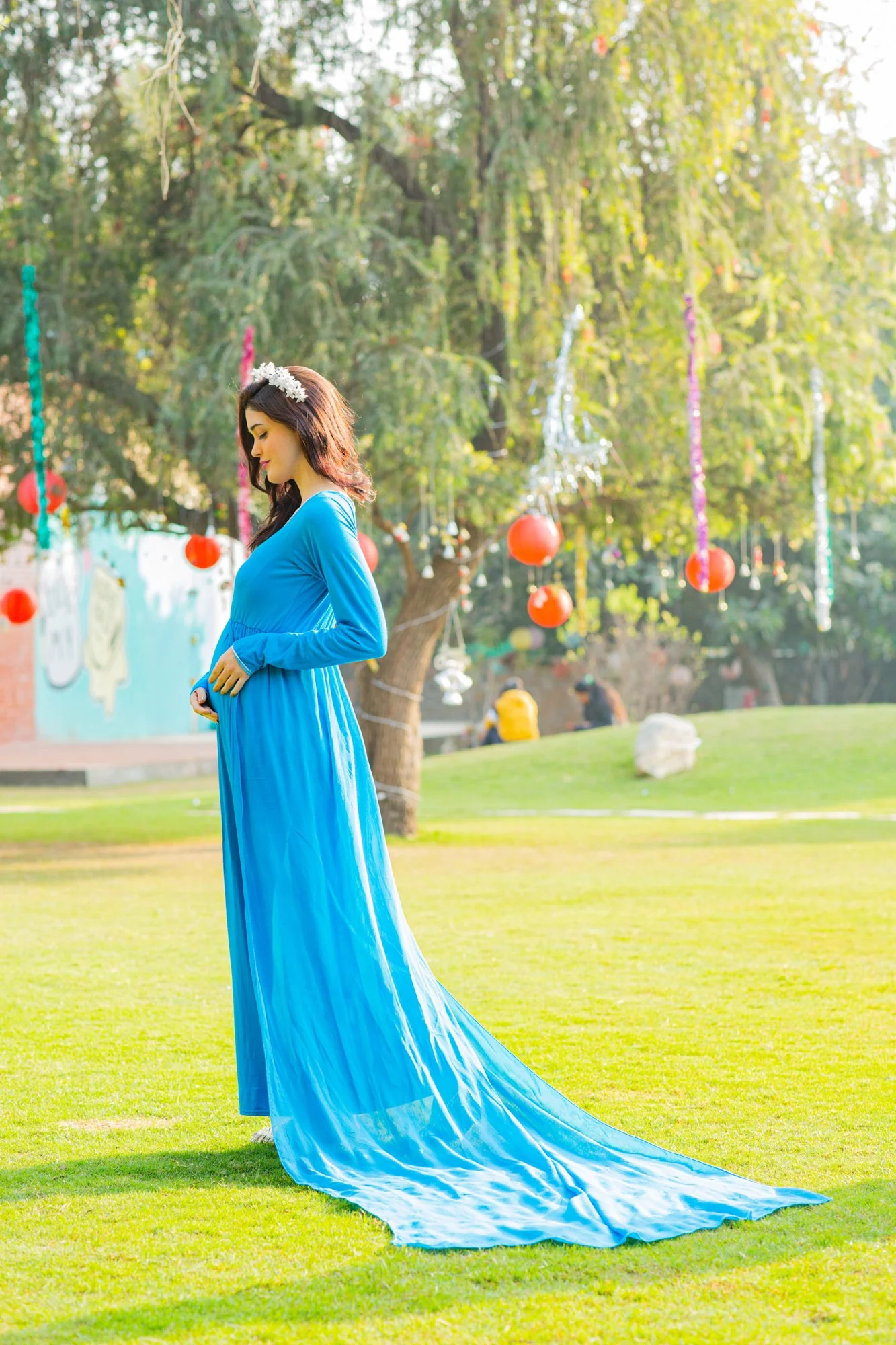 Cobalt Blue Trail Maternity Photoshoot Gown - Chenance